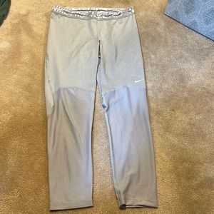 Nike Pro gray leggings size M brand new